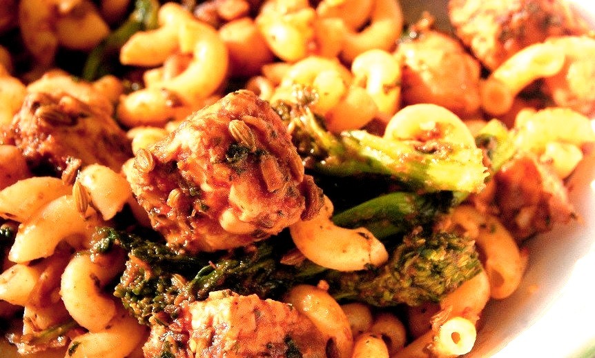 Recipe: Spicy Tempeh and Broccoli Rabe