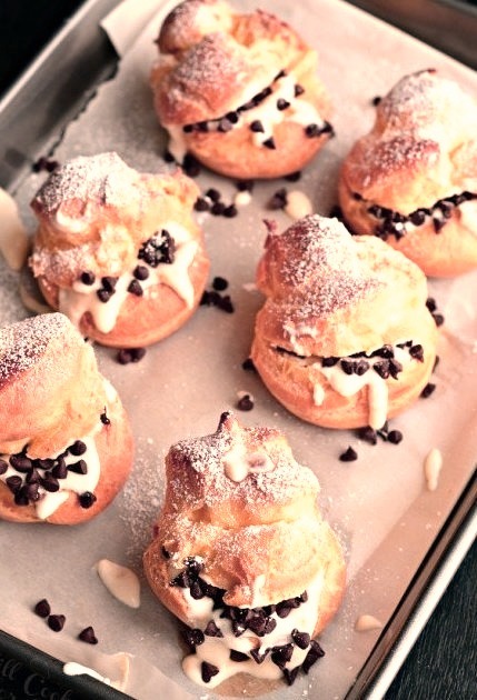 Cannoli Choux Pastry (Cream Puffs)Source