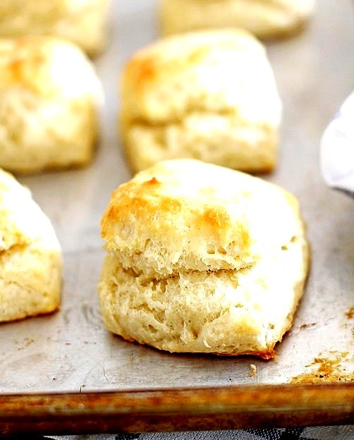 Flaky, Fluffy Southern Buttermilk Biscuits